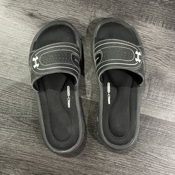 Under Armour Slides - Picture 1 of 1